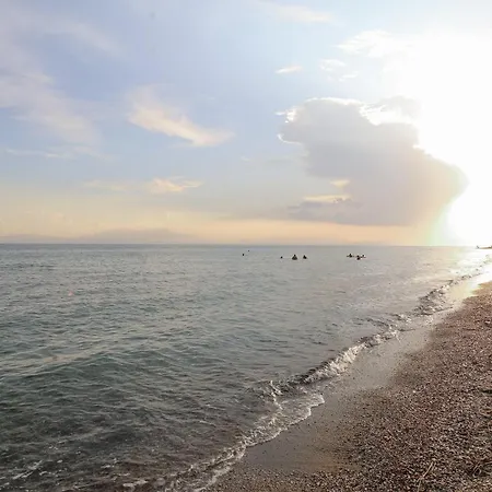 Róa Seaside Apartament *