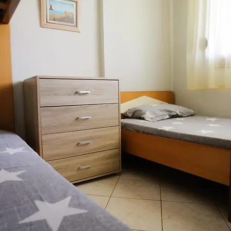 Roa Seaside Apartment *